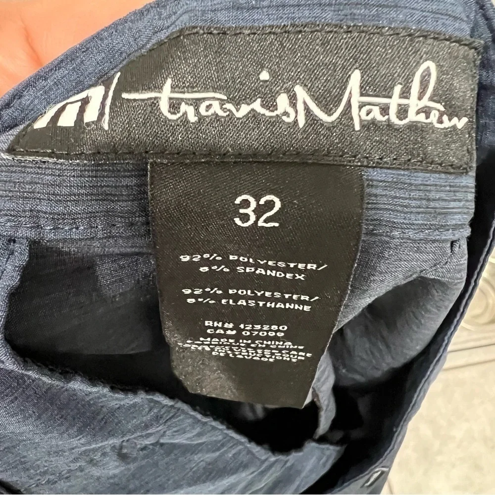 Travis Mathew Golf Shorts Men’s Size 32
